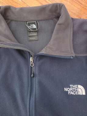 The North Face Men’s Navy Fleece Jacket